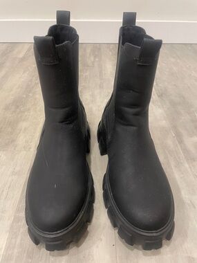Black Chunky Ankle Boots